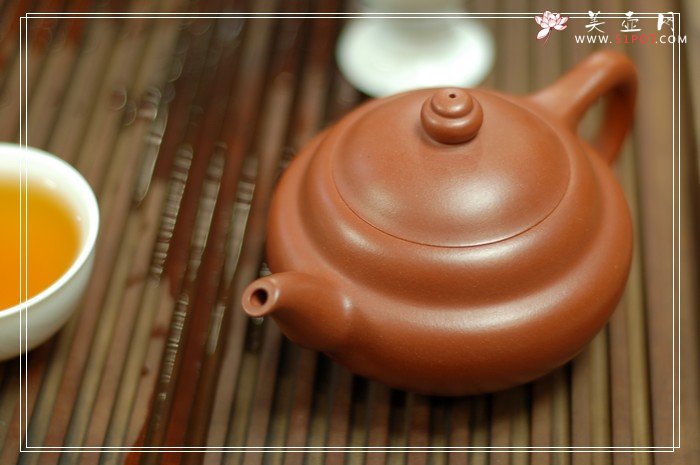 紫砂壶图片：心静自生香 - 美壶网