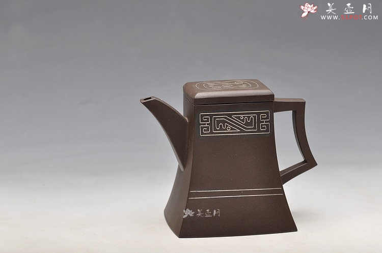 紫砂壶图片：吕尧臣 四方 镶嵌银丝  只供欣赏 - 美壶网