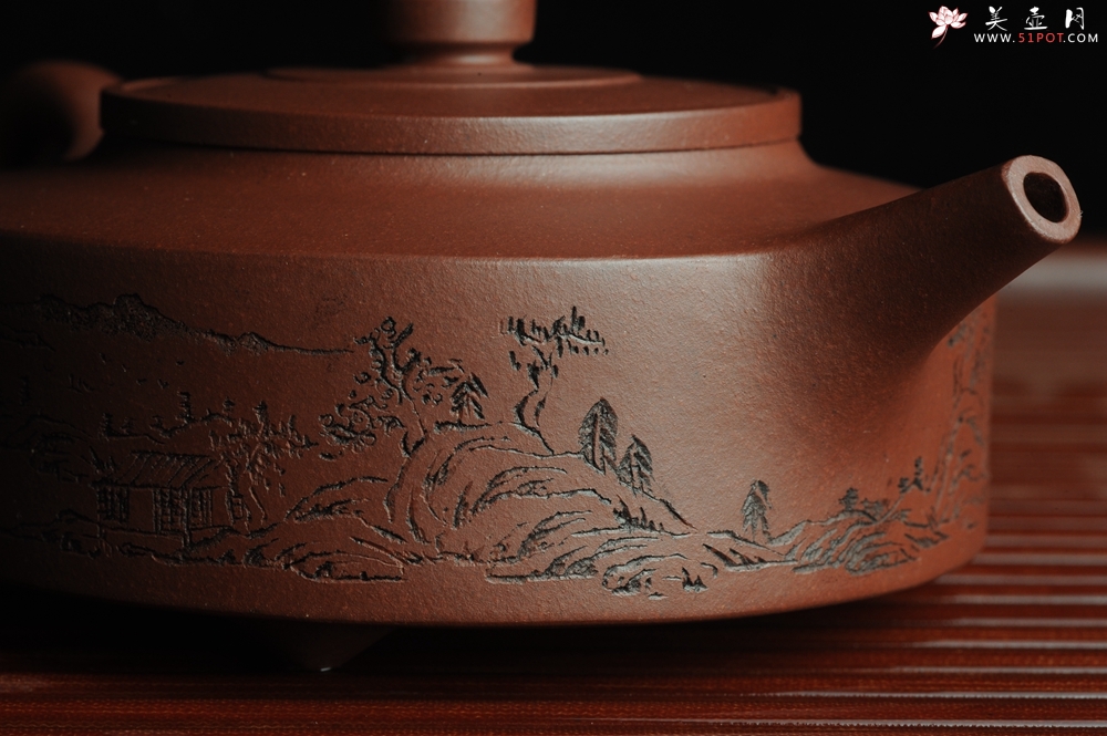 紫砂壶图片：美壶特惠 曼生周盘 通景山水 做工精致 茶人醉爱 - 美壶网