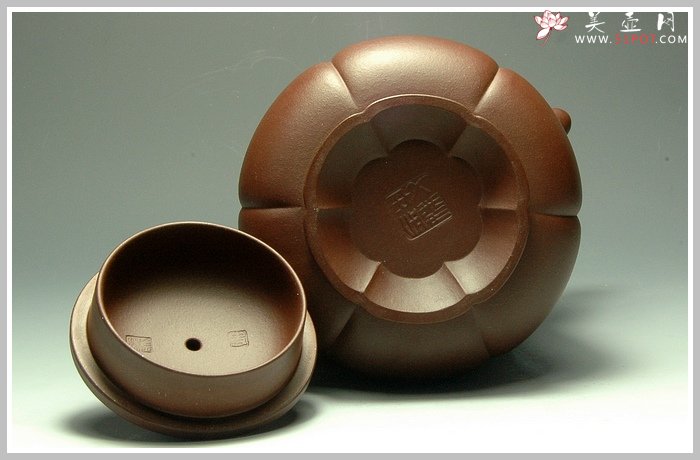 紫砂壶图片：龙莲壶 大气精细 - 美壶网