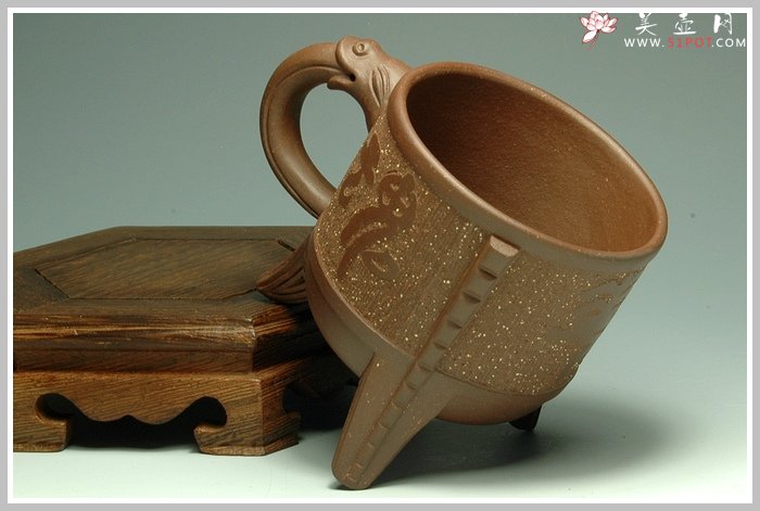 紫砂壶图片：三足龙杯 - 美壶网