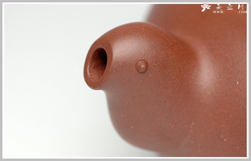 紫砂壶图片：厉上清刻 飞 - 美壶网