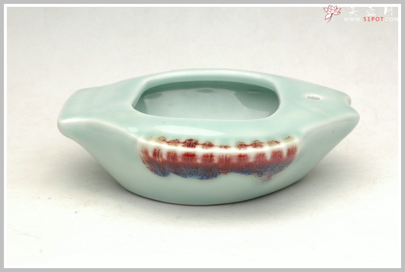 紫砂壶图片：宜兴青瓷-鱼乐文房杂件 - 美壶网