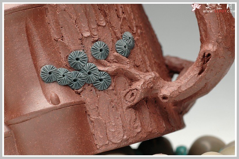 紫砂壶图片：全手花货精品之松竹常青2 - 美壶网