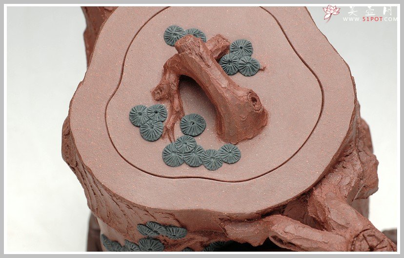 紫砂壶图片：全手花货精品之松竹常青 - 美壶网