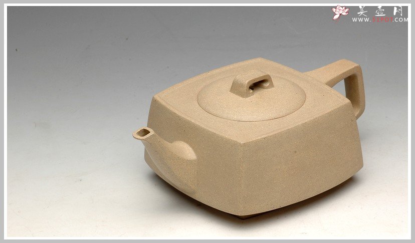 紫砂壶图片：优质本绿 全手精品砂四方 - 美壶网