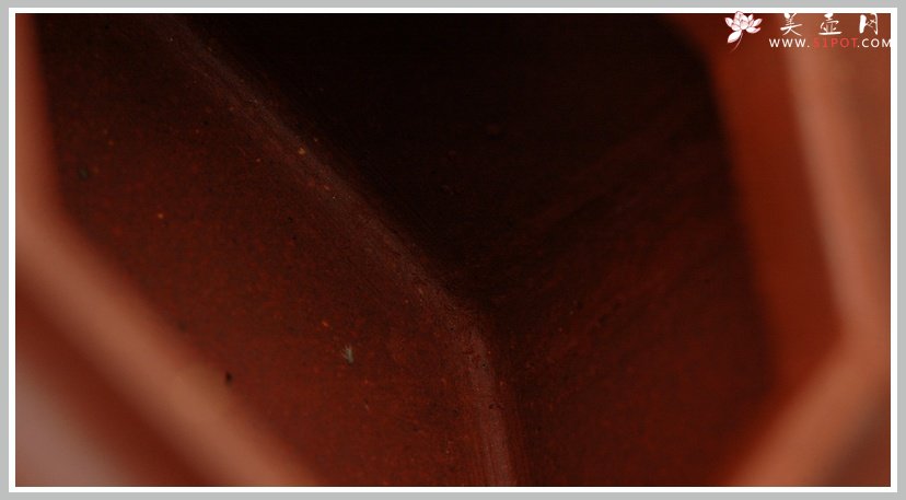 紫砂壶图片：李昌鸿老师装饰  全手小聚福八方 端庄周正 - 美壶网