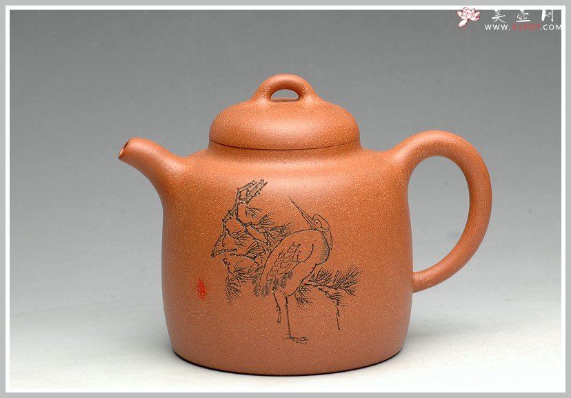 紫砂壶图片：松龄长岁月 鹤语记春秋 优质烁金降坡泥 全手代表作高士壶 张听刚老师装饰 - 美壶网