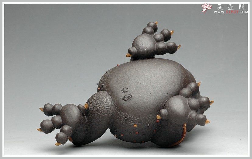 紫砂壶图片：金蟾之王 24纯金 霸气 精品雕塑 做工精细 - 美壶网