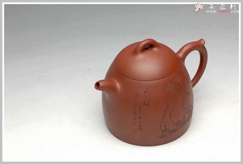 紫砂壶图片：刻绘漂亮 实用佳品 优质清水泥 顾式秦权 - 美壶网
