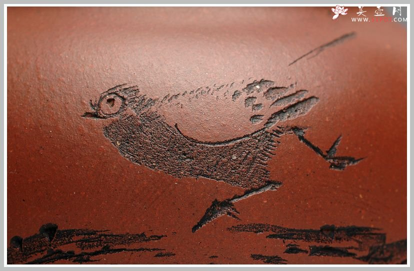 紫砂壶图片：鲍志强爱徒厉上清刻绘 浑圆六方 - 美壶网