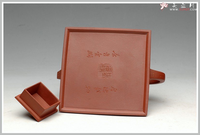 紫砂壶图片：精神 养欲迷人  全手斗方 升方 - 美壶网