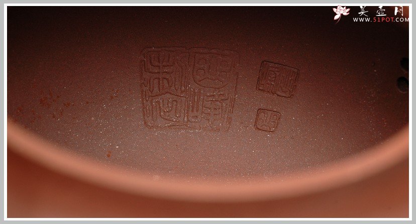 紫砂壶图片：强强联合 李彦雄老师通转山水 曲峰辛卯年力作全手旭茂提梁 - 美壶网