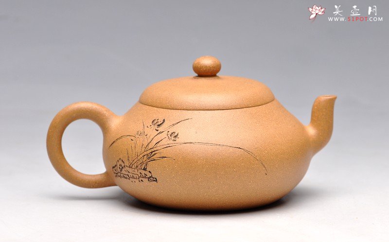 紫砂壶图片：邱玉林大师装饰 古拙之风 把玩精品 全手扁梨 实用收藏 - 美壶网