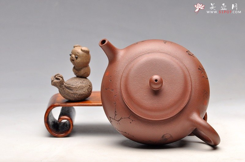 紫砂壶图片：炮管直流 枯枝鸟 古韵耐品 全手贡珠 - 美壶网