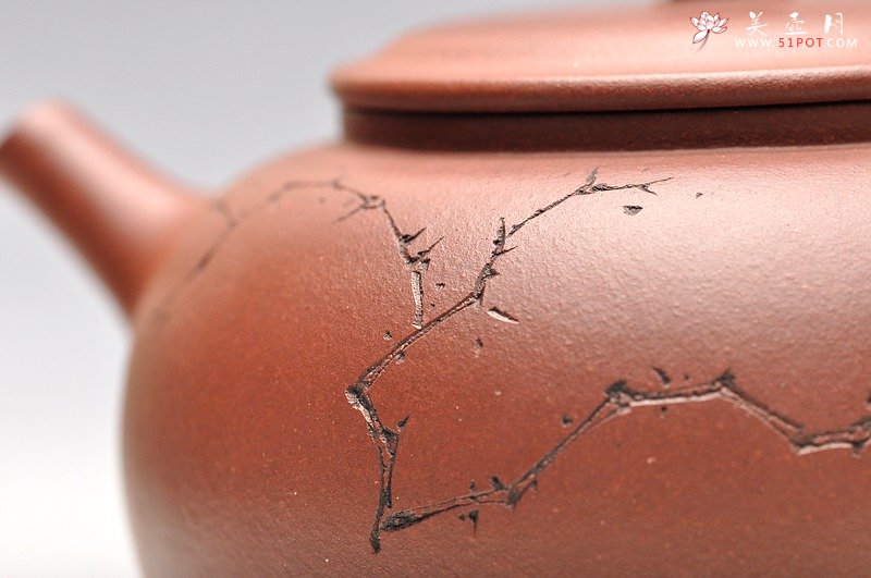 紫砂壶图片：炮管直流 枯枝鸟 古韵耐品 全手贡珠 - 美壶网