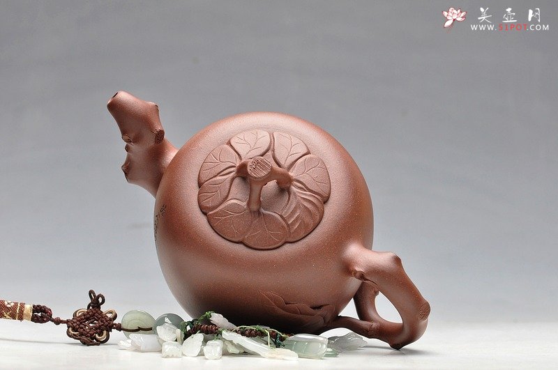 紫砂壶图片：老味具显 造型大方简练  贴叶自然生动 木瓜 - 美壶网