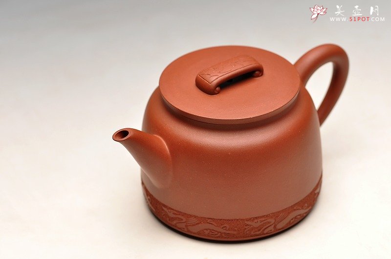紫砂壶图片：曲峰新作 原创 俊雅挺拔 如意 秦汉遗韵 钱伟刚装饰 - 美壶网