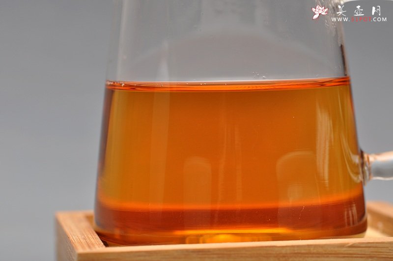 紫砂壶图片：2012年谷雨宜兴红茶 - 美壶网