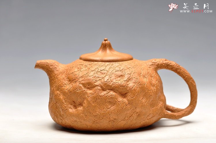 紫砂壶图片：夏立 壬辰年新作 瓜纽龚春 - 美壶网