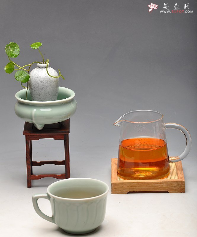 紫砂壶图片：2012年谷雨宜兴红茶 - 美壶网