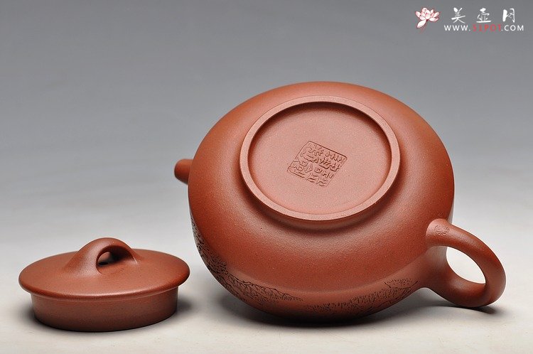 紫砂壶图片：优质底槽青 木言装饰 老味十足  线扁 - 美壶网