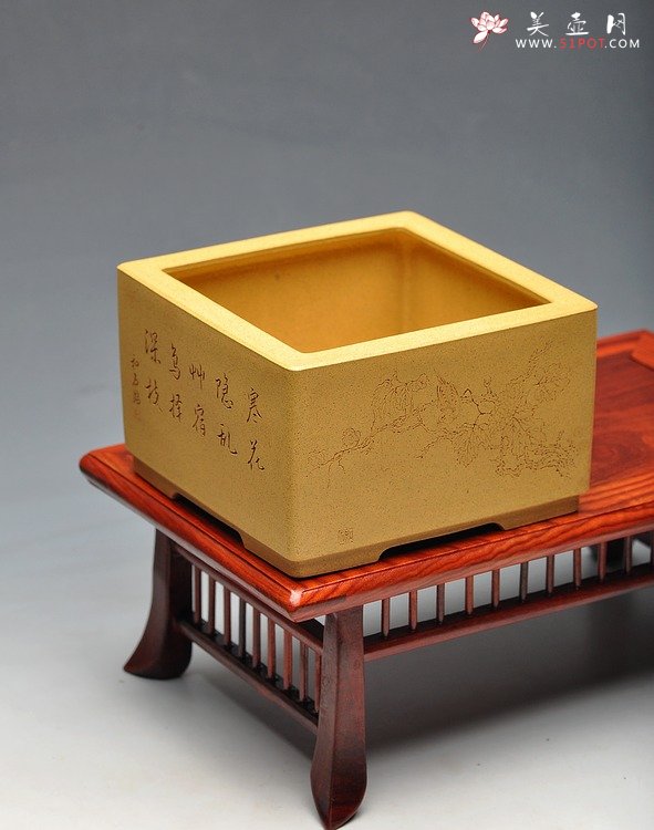 紫砂壶图片：精工典范 素雅秀气  万阗阗最新力作 全手四方花盆 - 美壶网