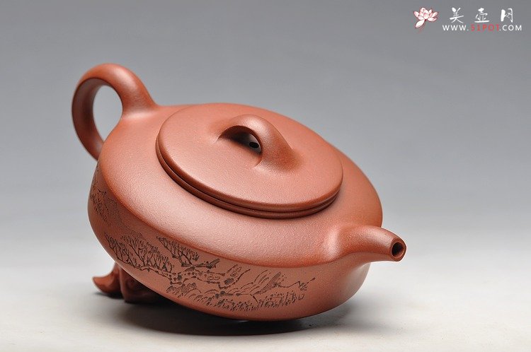 紫砂壶图片：优质底槽青 木言装饰 老味十足  线扁 - 美壶网