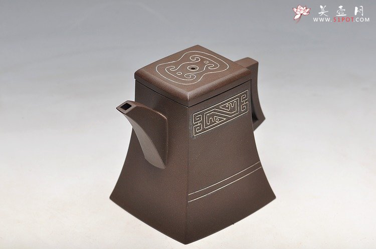 紫砂壶图片：吕尧臣 四方 镶嵌银丝  只供欣赏 - 美壶网