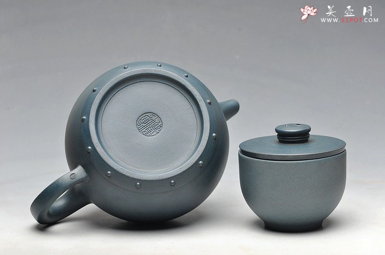 紫砂壶图片：厂壶 正品墨绿泥 八卦鼓  - 美壶网