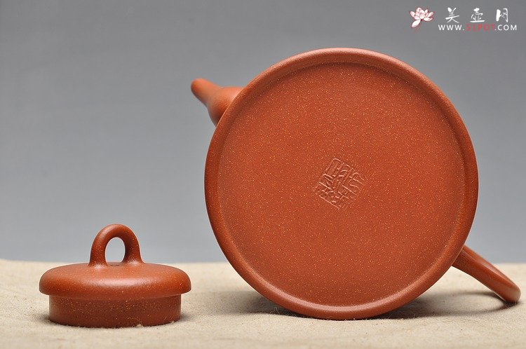 紫砂壶图片：气韵长啸  全手大神钟 逸品得趣 饮中八仙 - 美壶网