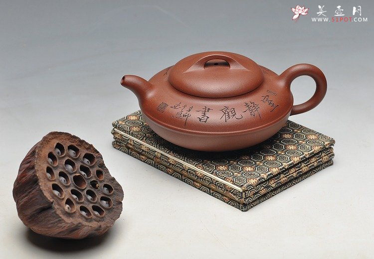 紫砂壶图片：张云熙作品 雅趣翰墨 室静观书 线圆 - 美壶网