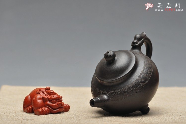 紫砂壶图片：蔡秀华 小中见大气 挺秀精神 龙珠 - 美壶网