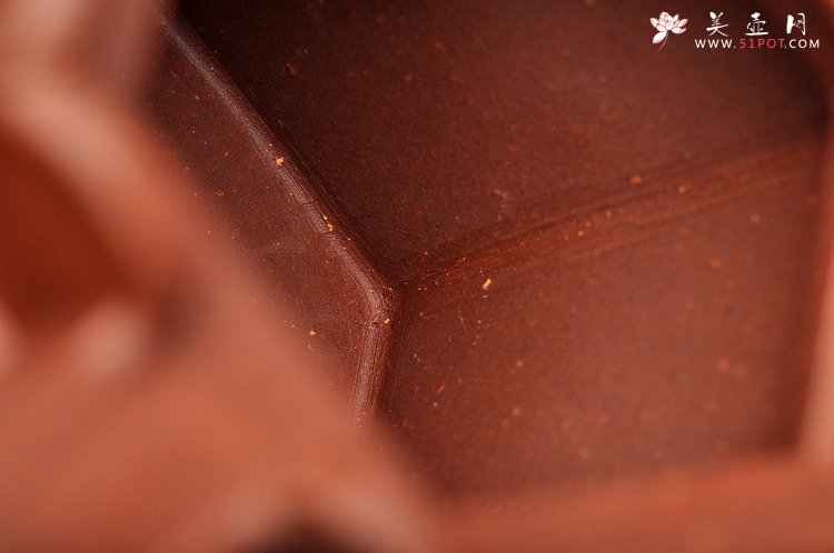 紫砂壶图片：许浒壬辰年力作 全手工僧帽 追慕顾风 细品 - 美壶网