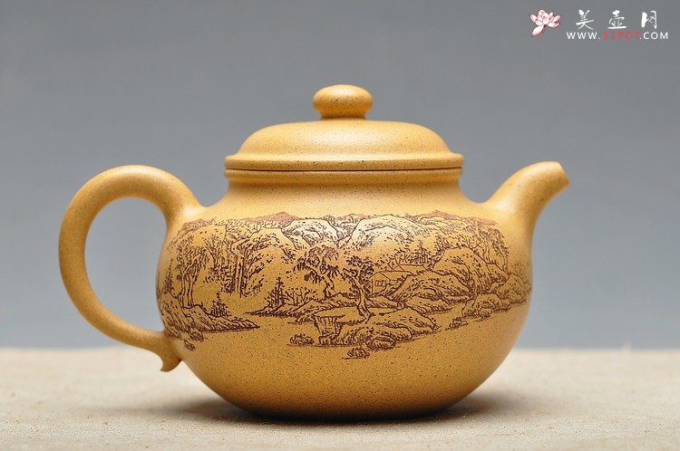 紫砂壶图片：古朴经典 儒雅得体 通景山水 莲子 - 美壶网