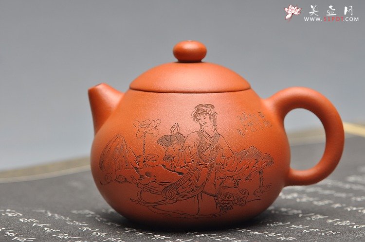 紫砂壶图片：娇艳小红泥 秀雅清丽 人物生动 文旦 - 美壶网