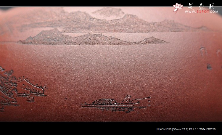 紫砂壶图片：实力体现 全手难度 大半月 通景山水 精品 - 美壶网