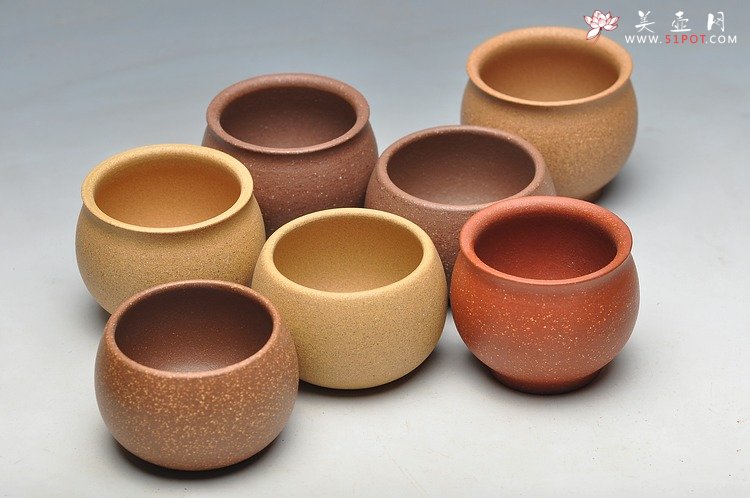 紫砂壶图片：优质朱泥调砂 芝麻段 最全 精品品茗杯 - 美壶网