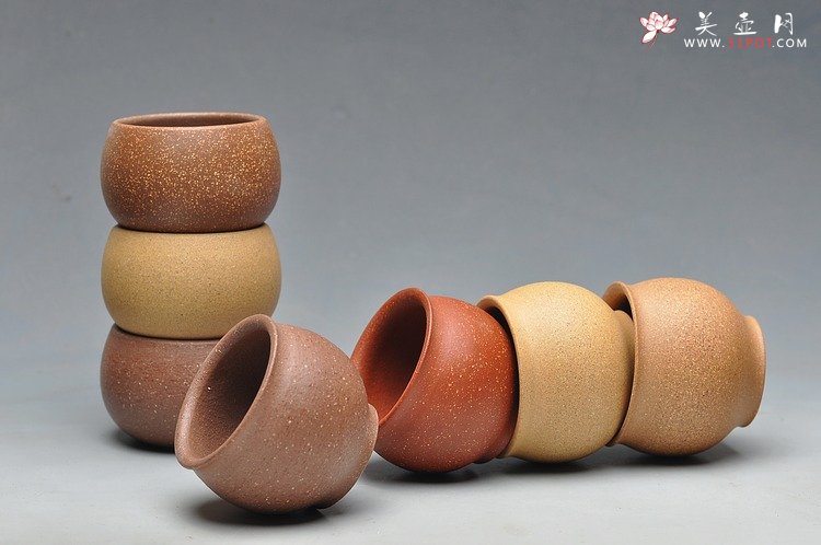 紫砂壶图片：优质朱泥调砂 芝麻段 最全 精品品茗杯 - 美壶网