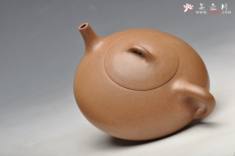紫砂壶图片：清逸之作 经典传统 全手东坡瓢 - 美壶网