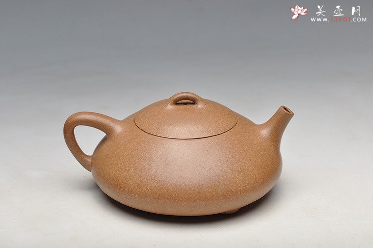 紫砂壶图片：清逸之作 经典传统 全手东坡瓢 - 美壶网