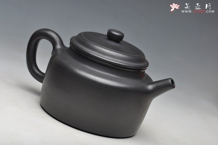 紫砂壶图片：王者归来 万阗阗最新全手力作 大亨德中 浑厚大气 - 美壶网