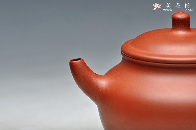 紫砂壶图片：曲峰最新作品 心灯 线条流畅 温润清雅 心思明亮如灯 - 美壶网