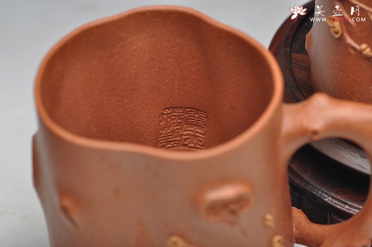 紫砂壶图片：全手立体梅花单杯 一对 - 美壶网