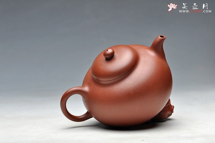 紫砂壶图片：饱满 秀气 做工精致 全手敦古 - 美壶网