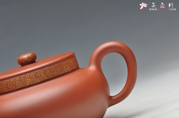 紫砂壶图片：曲峰最新原创作品 典雅大气 全手雍和 - 美壶网