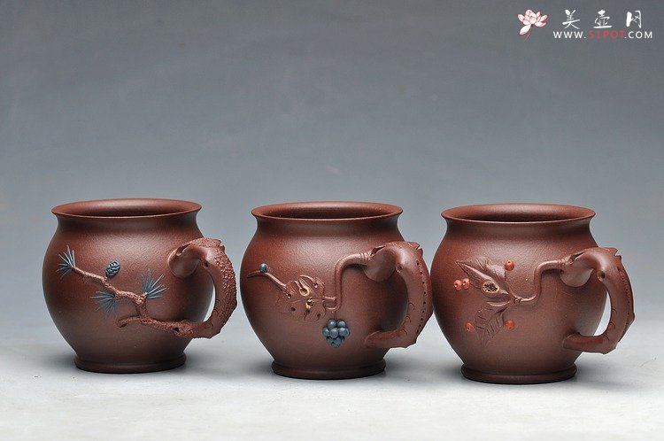 紫砂壶图片：特色主人杯 葡萄 樱桃 松 竹 - 美壶网