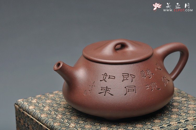 紫砂壶图片：墨生装饰 全手中石瓢 许国卫代表器形 - 美壶网