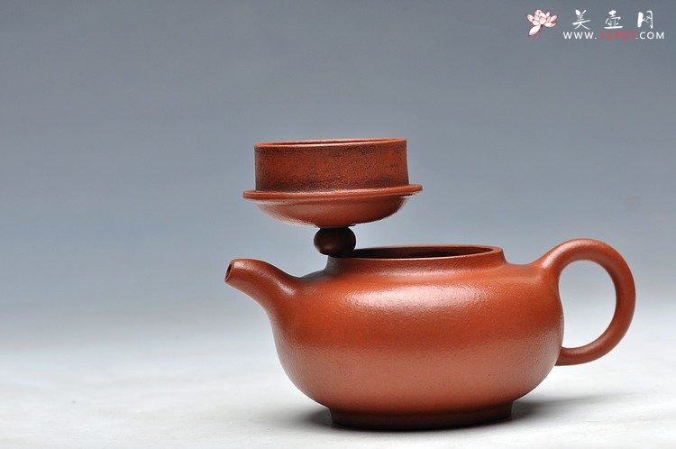 紫砂壶图片：90年代的全手小华颖 极品朱泥 高手之作 - 美壶网