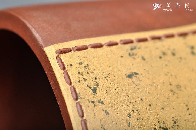 紫砂壶图片：听刚玩砂 全手工椭圆笔筒 蛮有味道滴~ - 美壶网